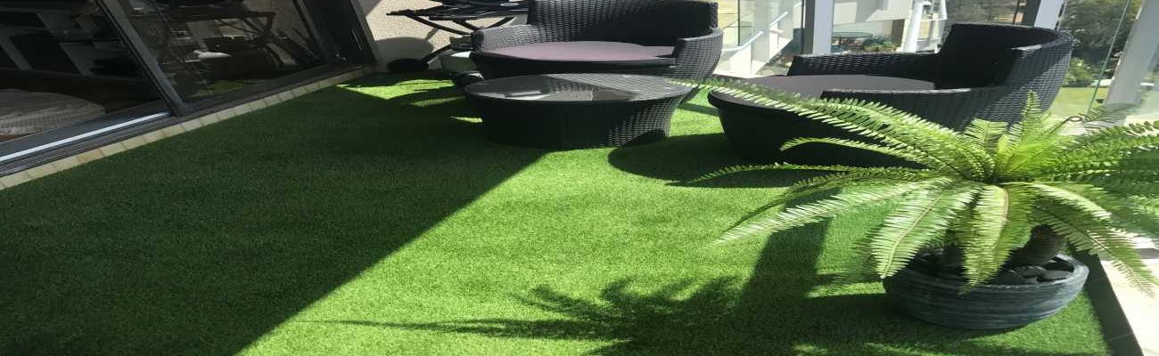 Luxe Turf fake grass on patio area