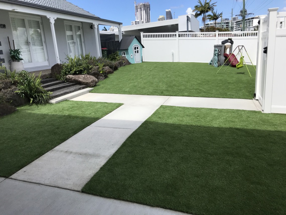 3 steps to installing artificial grass in your backyard