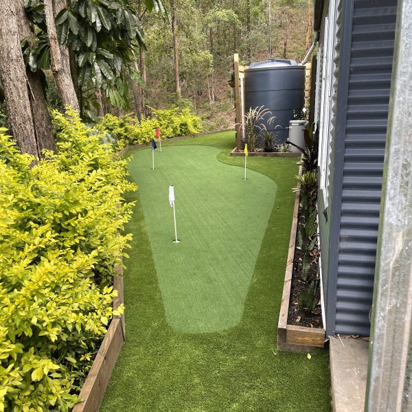 private residential putting green turf