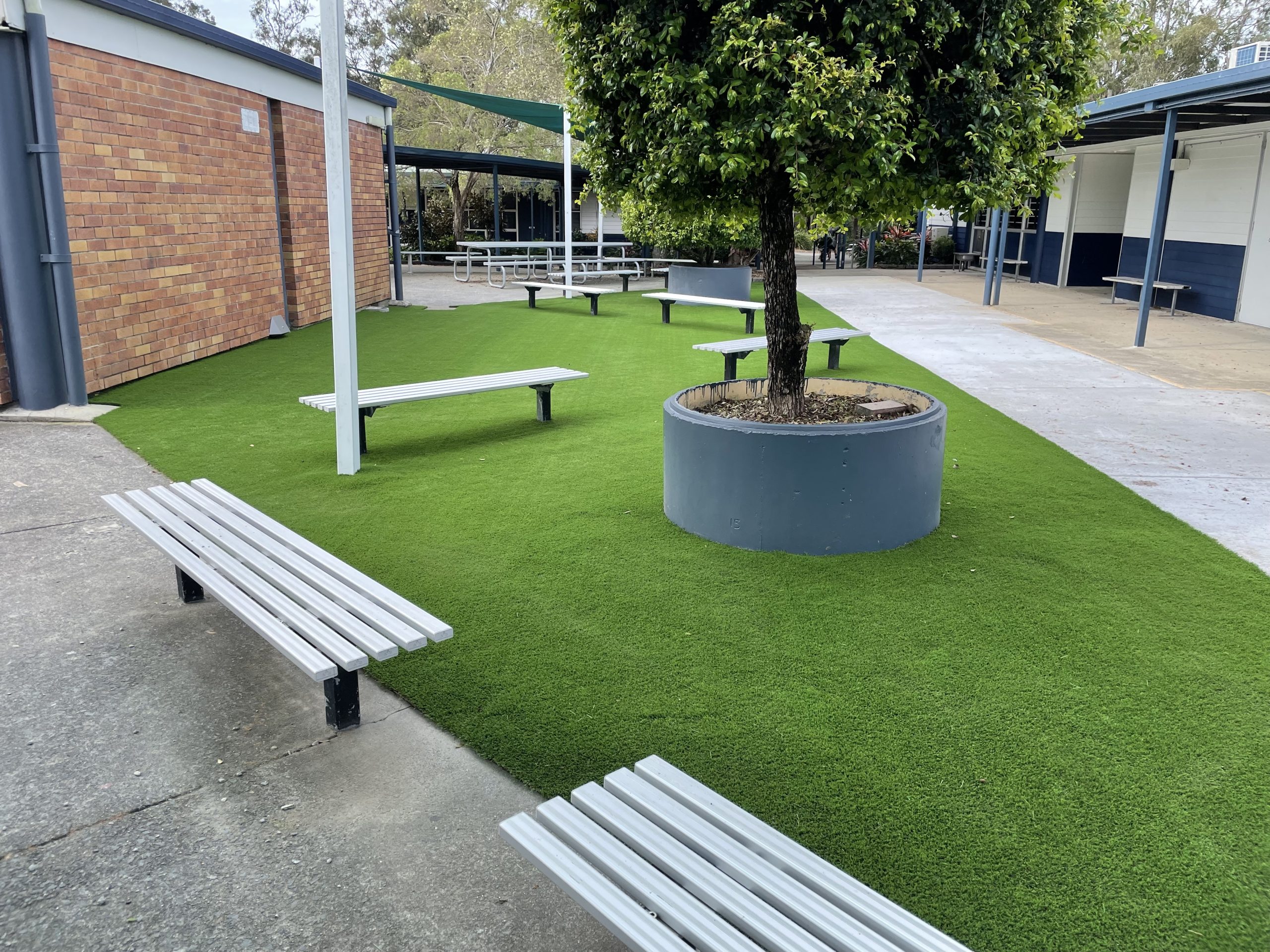How to design the ideal school recreation space using artificial turf